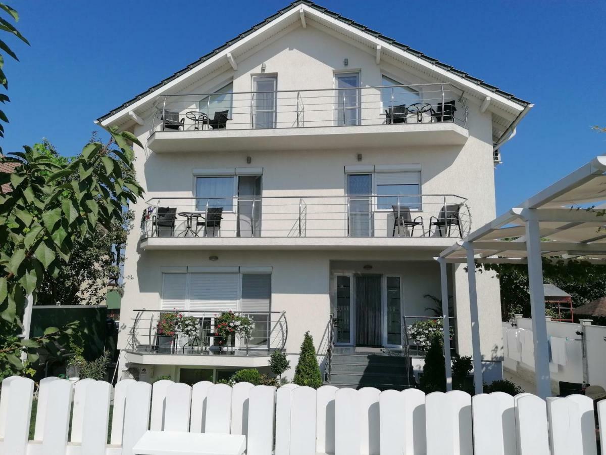 Vila Marius Două Mai Zewnętrze zdjęcie